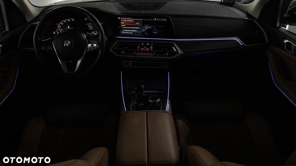 BMW X5 xDrive25d - 39