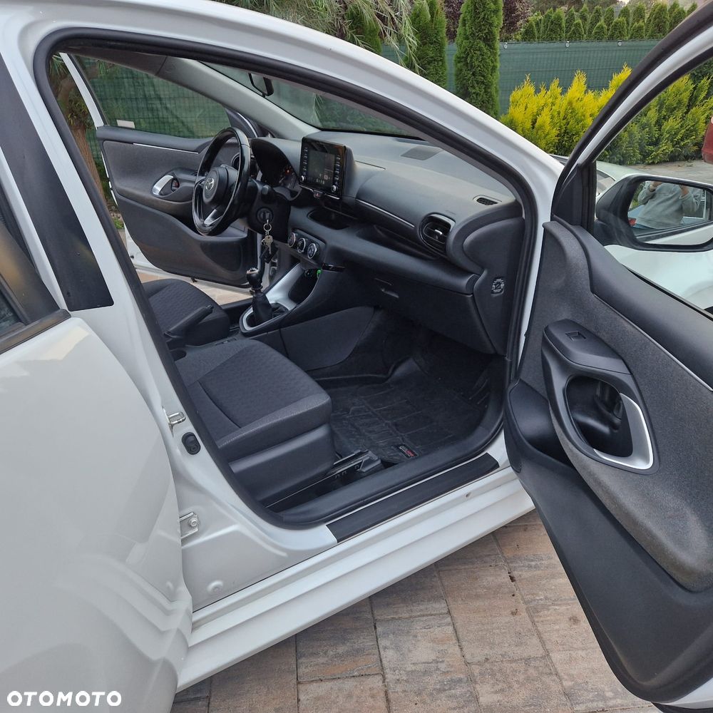 Toyota Yaris 1.5 Executive - 9