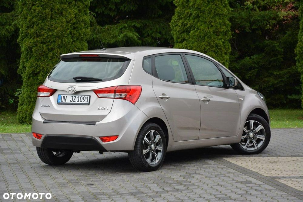 Hyundai ix20 1.6 CRDi blue Comfort - 13