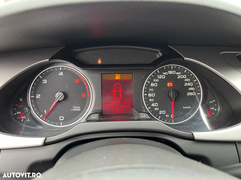 Audi A4 2.0 TDI Avant - 13