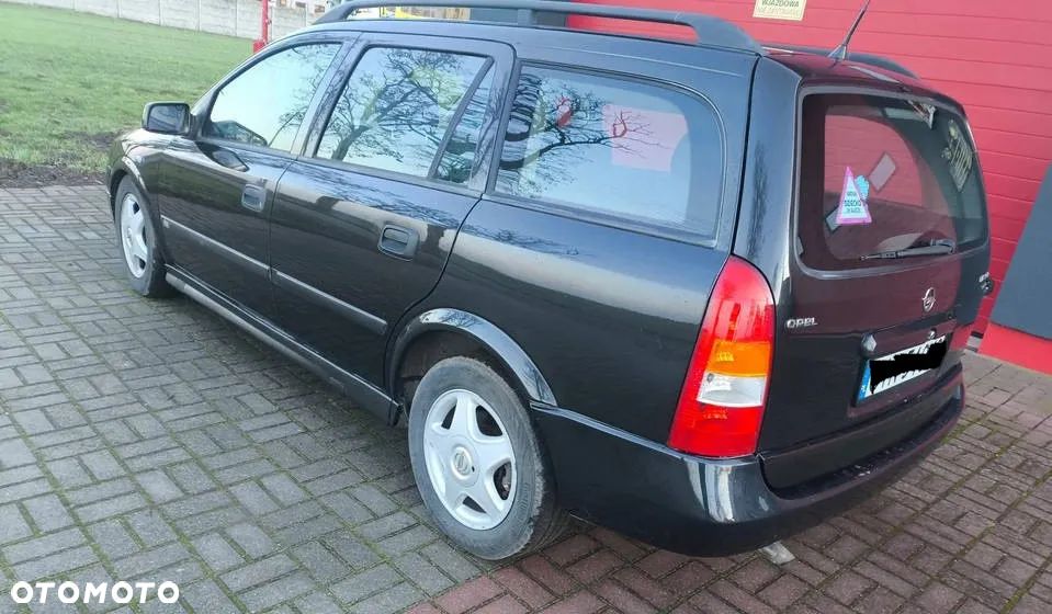 Na części Opel Astra II G kombi 2.0 Diesel lak. Z298 silnik skrzynia biegów zderzak przód tył lampa lewa prawa maska drzwi szyba czołowa karoseryjna klapa bagażnika błotnik fotel kanapa deska rozdzielcza - 4