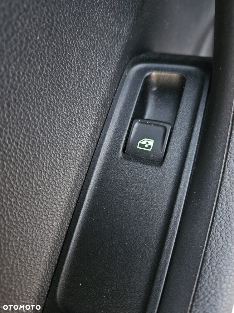 Skoda Fabia 1.0 MPI Clever - 31