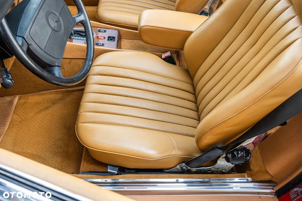 Mercedes-Benz SL - 32