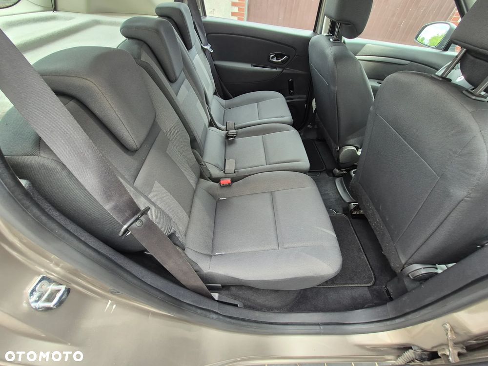 Renault Scenic 1.6 16V 110 TomTom Edition - 15