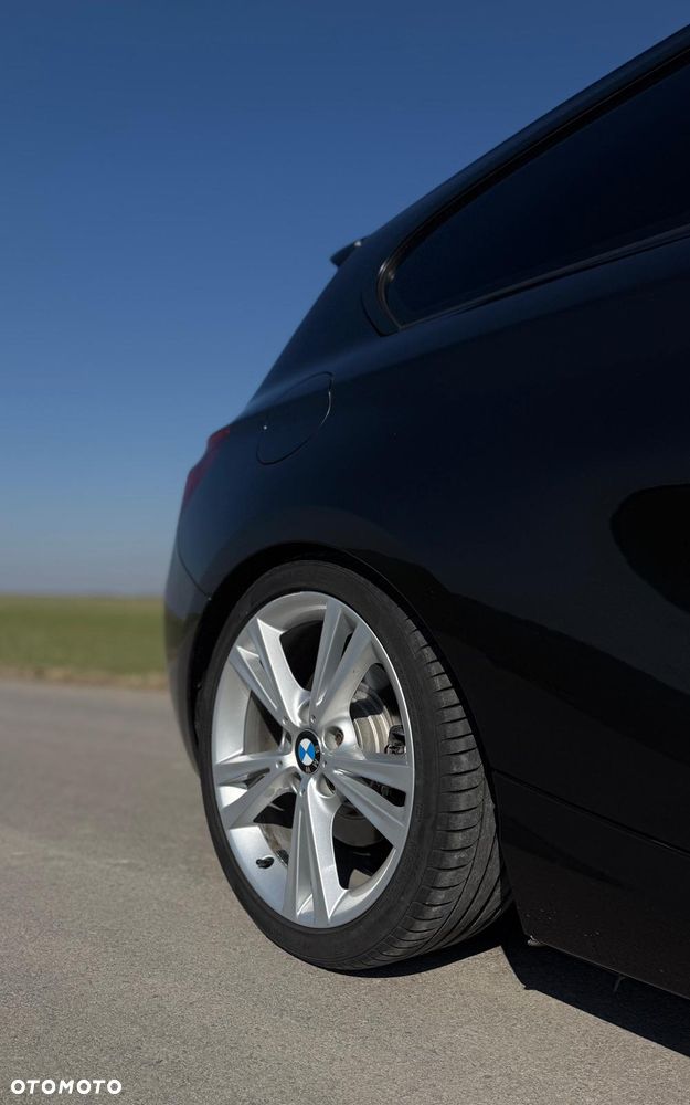 BMW Seria 1 120d Sport Line - 5