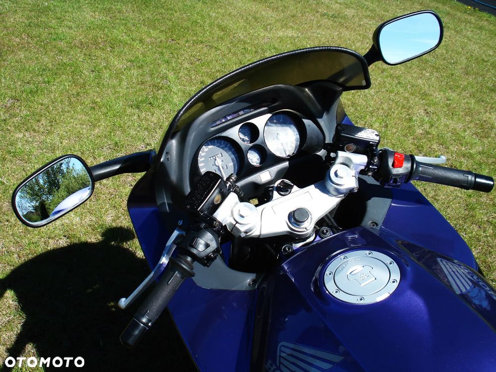 Honda CBR - 5