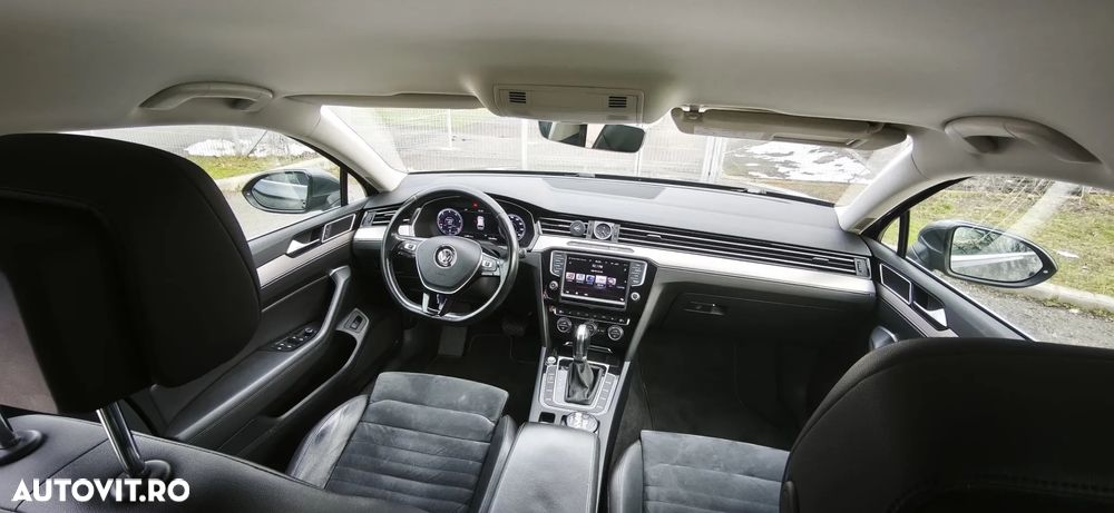 Volkswagen Passat - 12