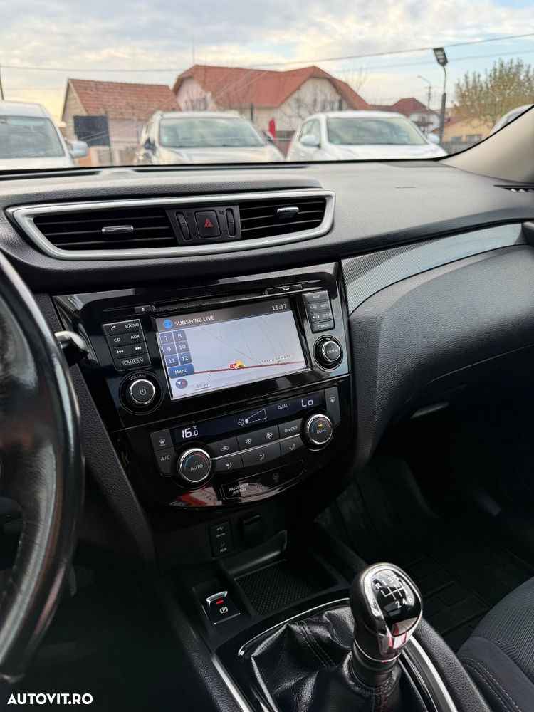 Nissan X-Trail 1.6 dCi N-Vision - 24