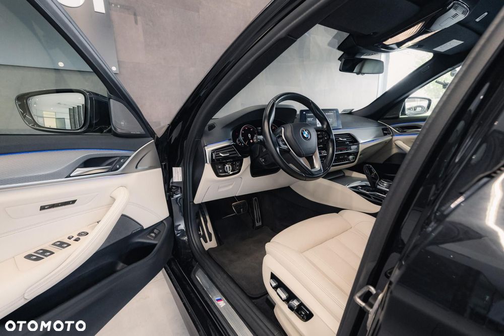 BMW Seria 5 540i xDrive M Sport sport - 10