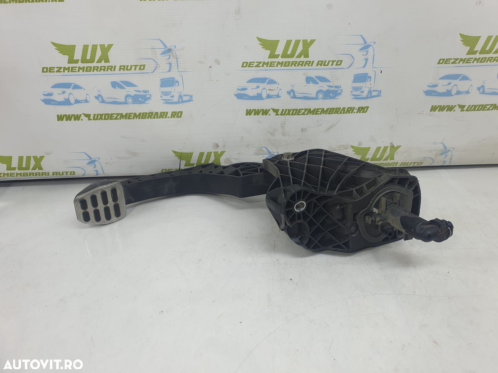 Pedala ambreiaj 1k1721059fa Volkswagen VW Golf 6 - 1