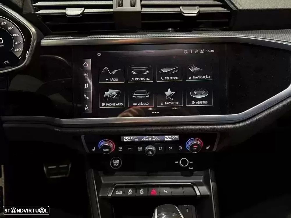 Audi Q3 Sportback - 16