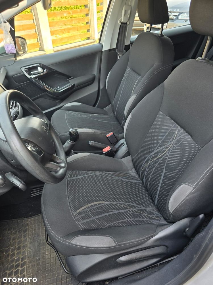 Peugeot 208 1.6 BlueHDi Active S&S - 7