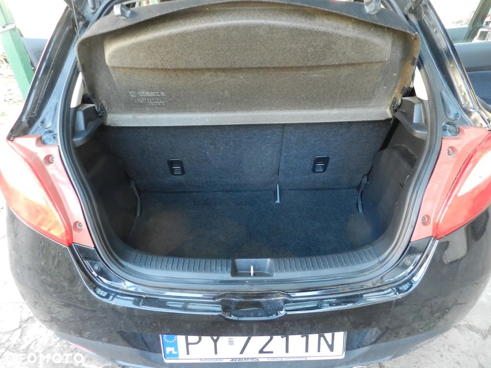 Mazda 2 - 13