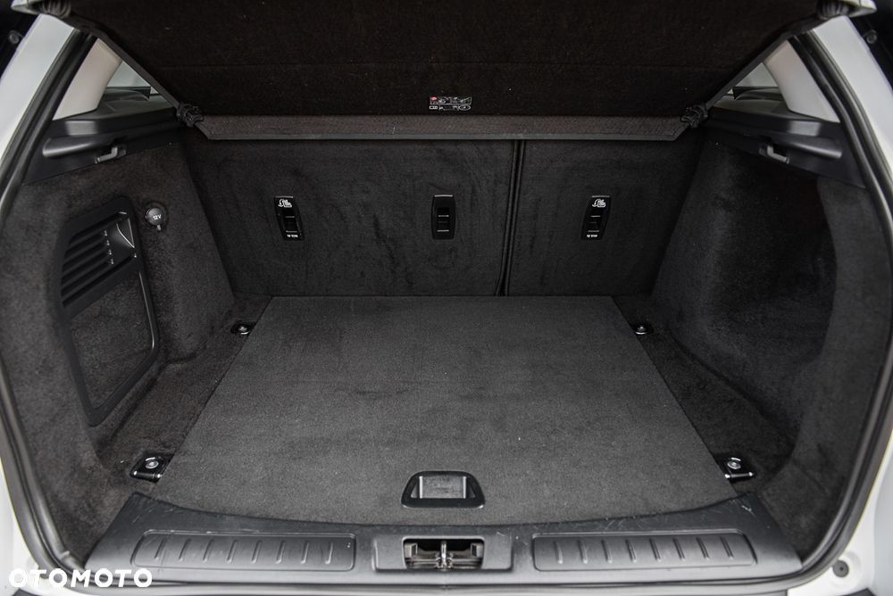 Land Rover Range Rover Evoque - 29