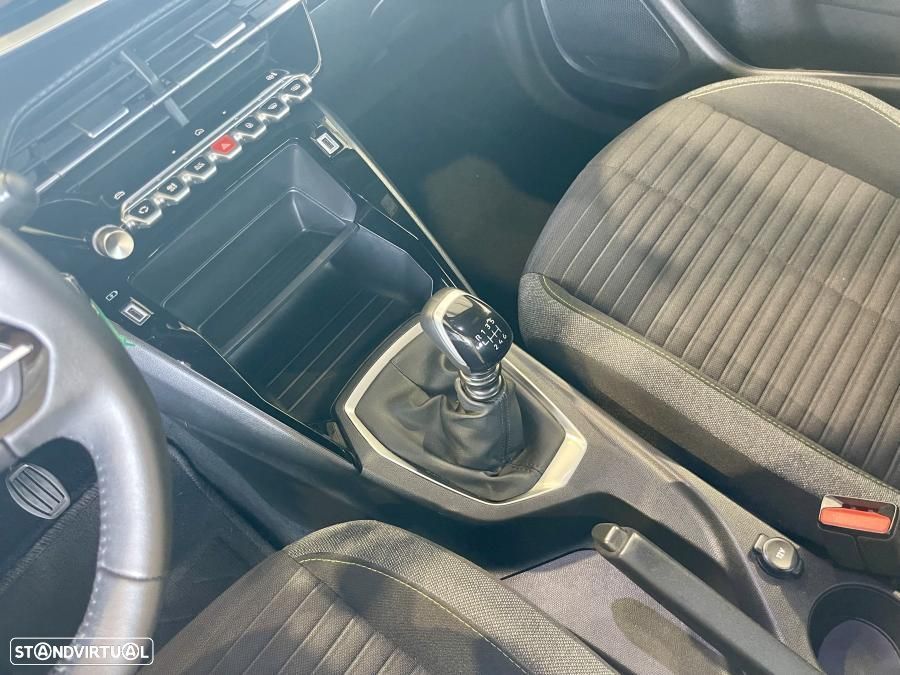 Peugeot 2008 1.2 PureTech Style - 13