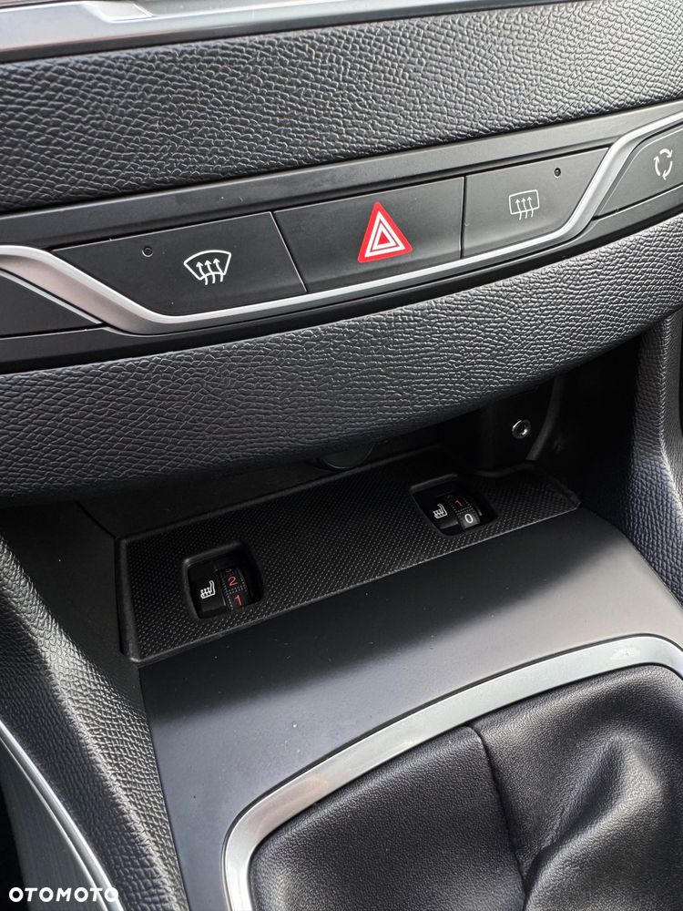 Peugeot 308 BlueHDi 150 EAT6 Stop & Start GT-Line Edition - 28