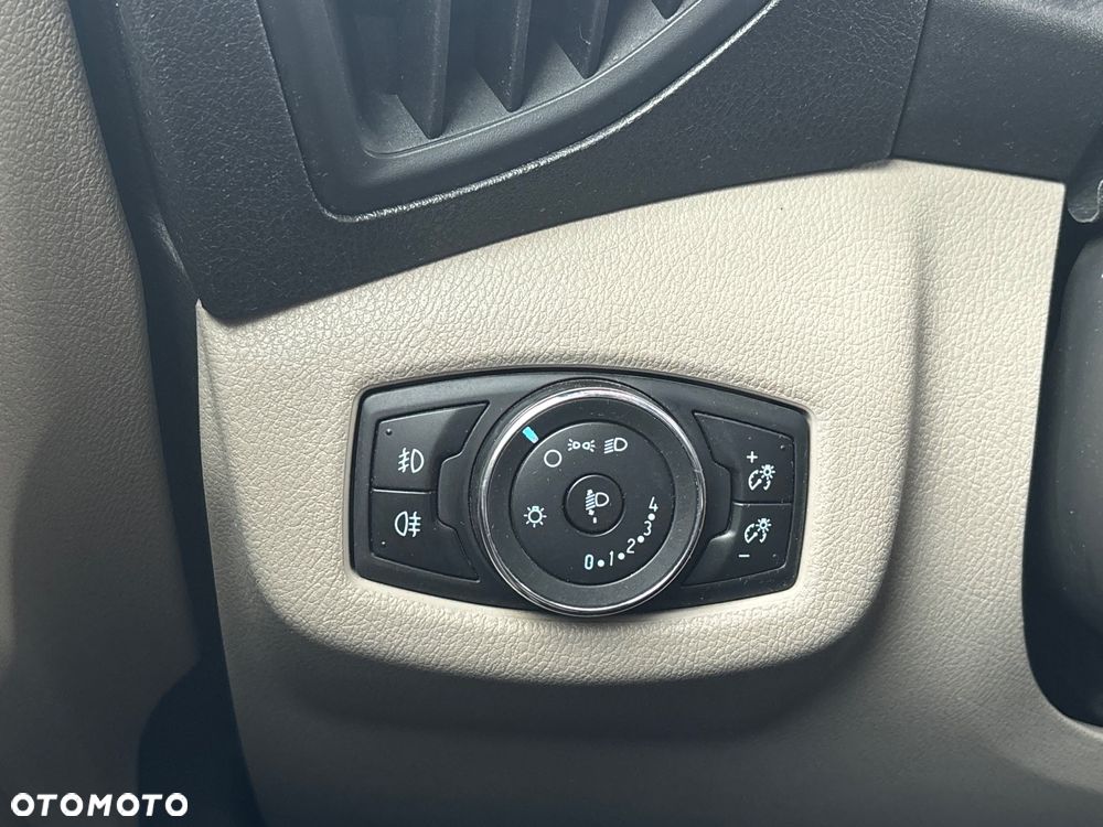 Ford Tourneo Connect 1.6 TDCi Trend - 32