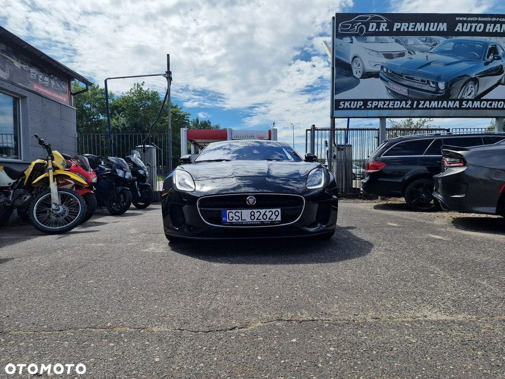 Jaguar F-Type 2.0 Turbo Chequered Flag - 2