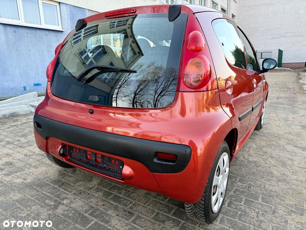 Peugeot 107 1.0 Trendy 2-Tronic - 7
