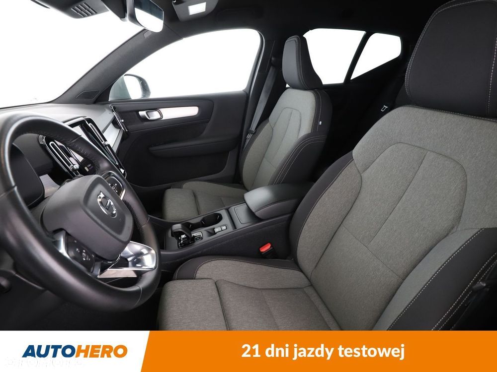 Volvo XC 40 B3 Plus Dark - 10