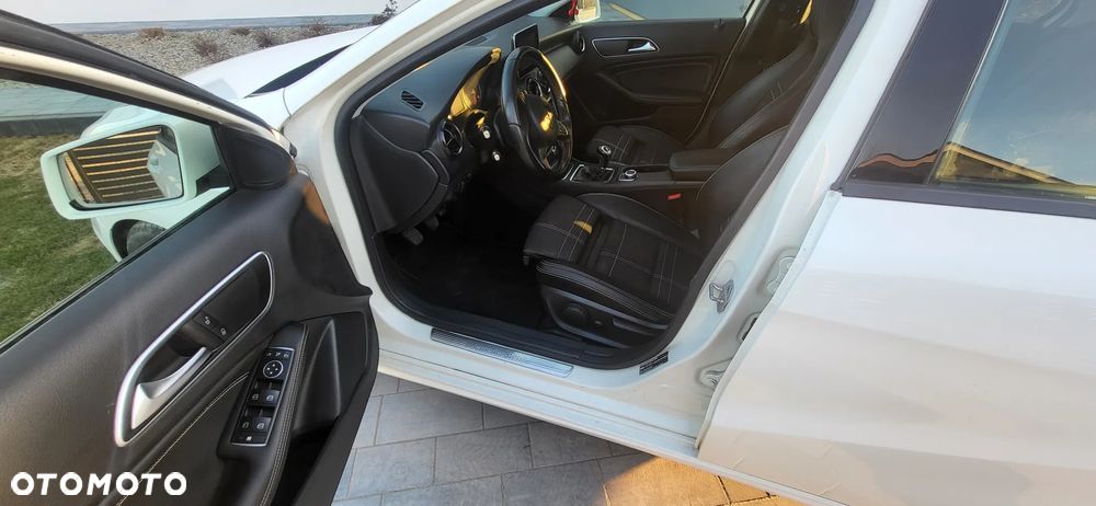 Mercedes-Benz Klasa A 200 CDI AMG Line - 9