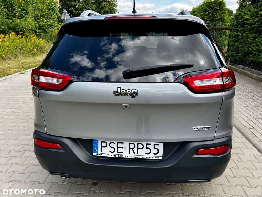Jeep Cherokee - 21