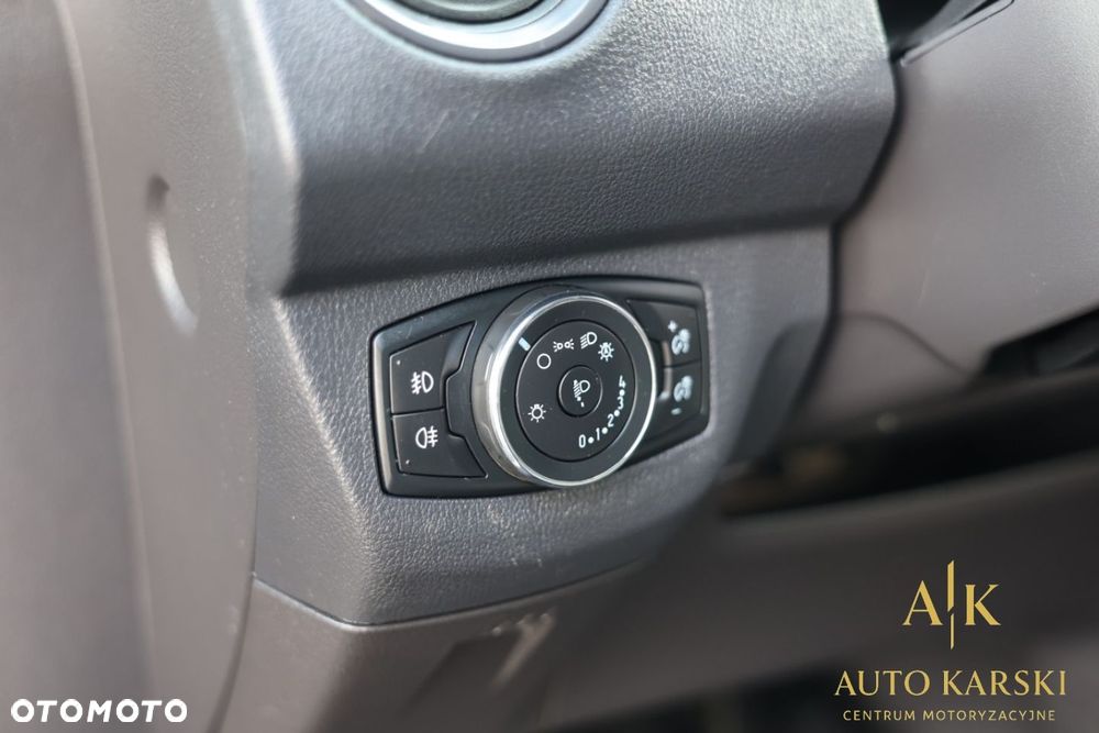 Ford Tourneo Courier - 20