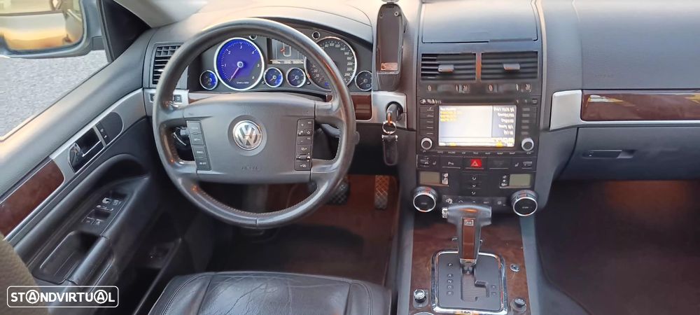 VW Touareg 2.5 TDi Tiptronic - 5