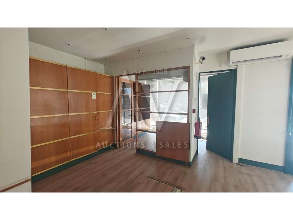 Espaço para serviços - VILAR DE PINHEIRO - VILA DO CONDE |LEILÂO PR... - Grande imagem: 4/6