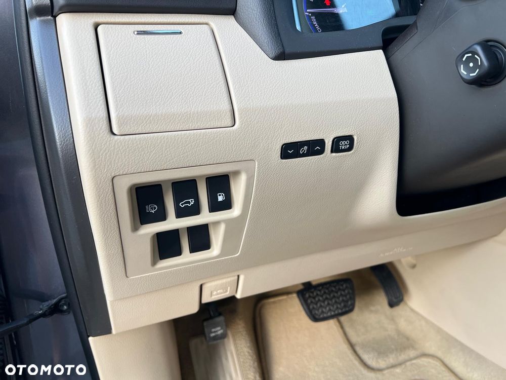 Lexus RX 450h Prestige - 16