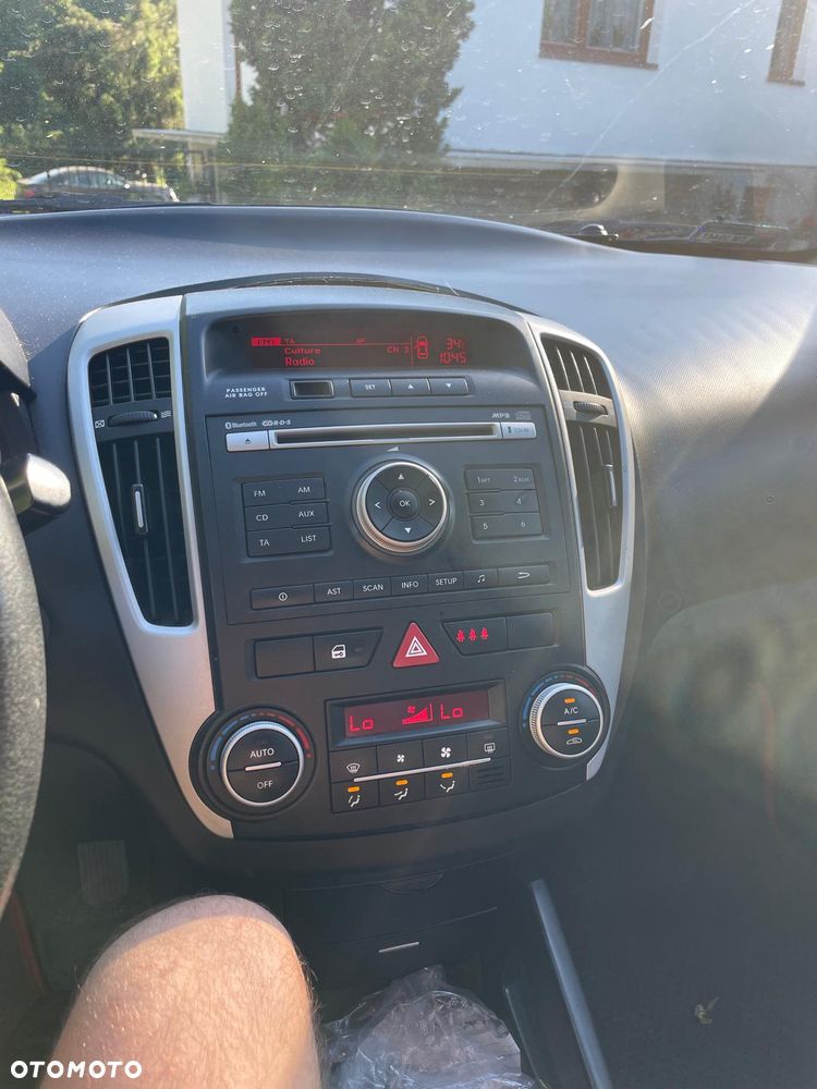 Kia Ceed 1.6 Crdi Comfort - 14
