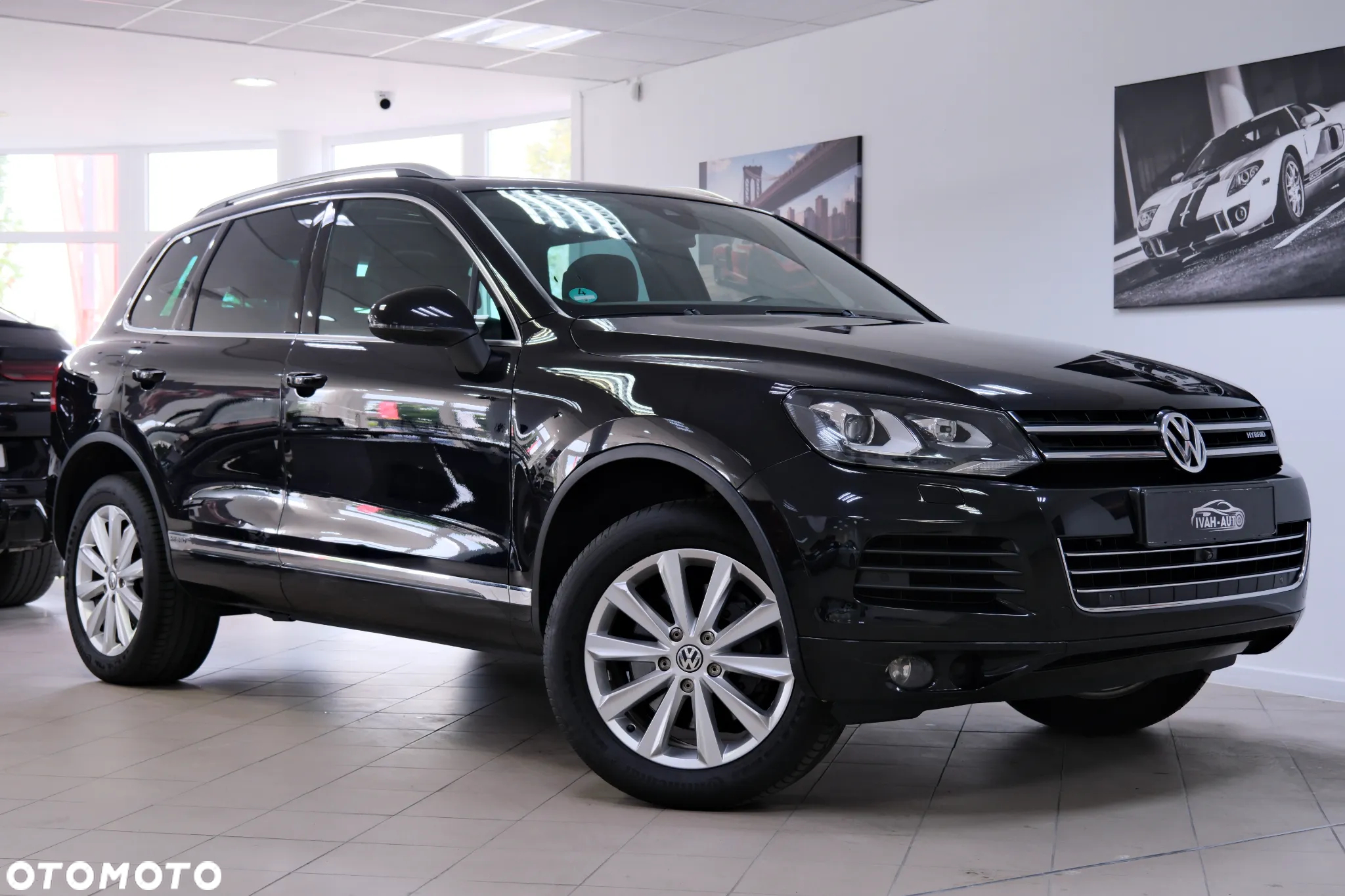 Volkswagen Touareg 3.0 Hybrid Automatik - 3