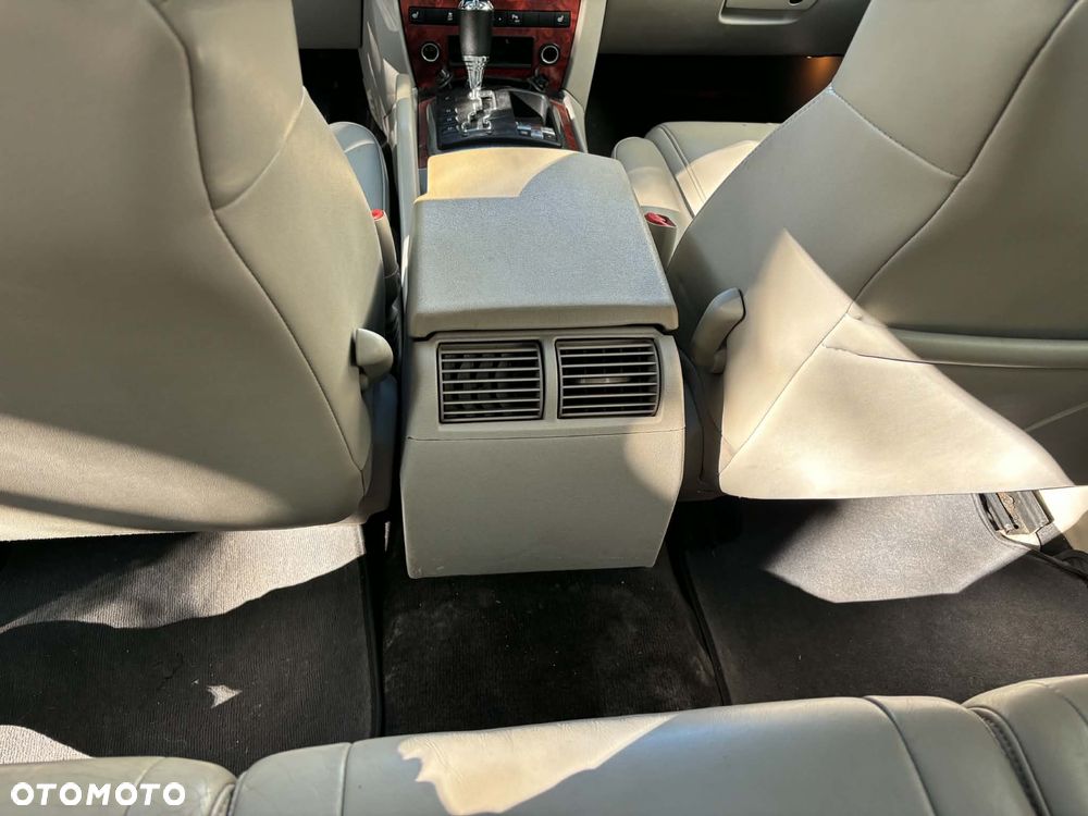 Jeep Commander 5.7 V8 Limited - 20