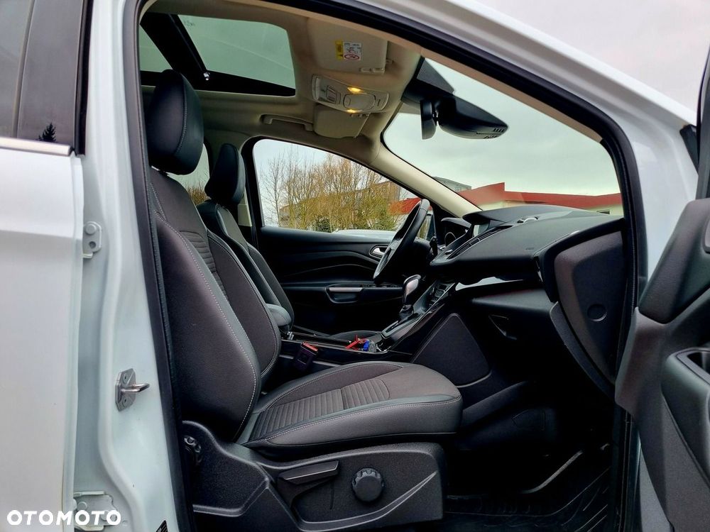 Ford Kuga 2.0 TDCi FWD Titanium - 12