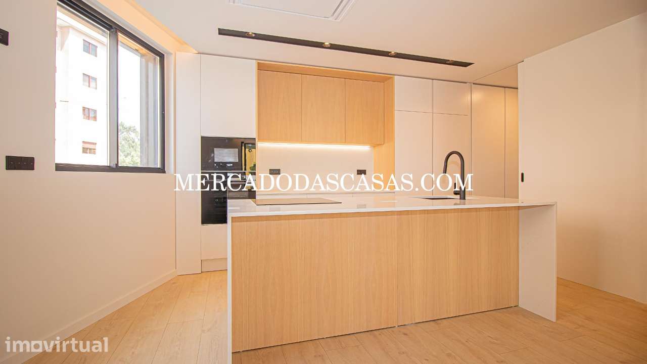 Apartamento T2 grandes áreas, excelente localizaçã - Grande imagem: 4/30