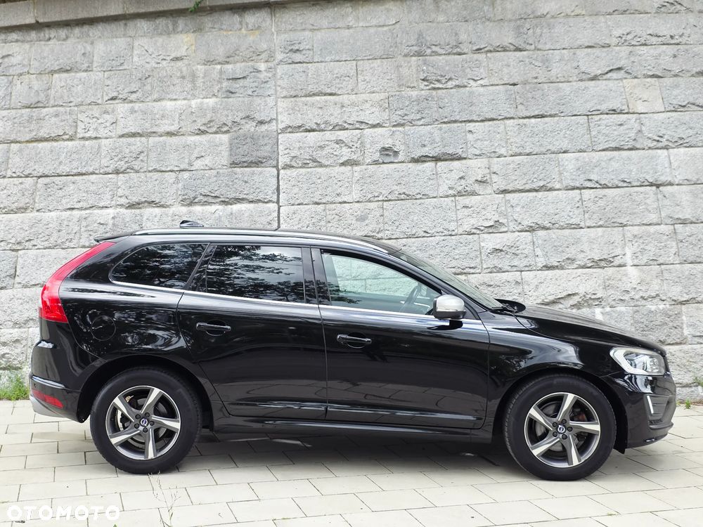 Volvo XC 60 D3 Drive-E R-Design Momentum - 11