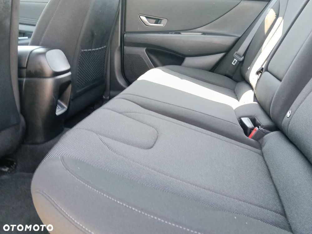 Hyundai Elantra 1.6 Smart - 14