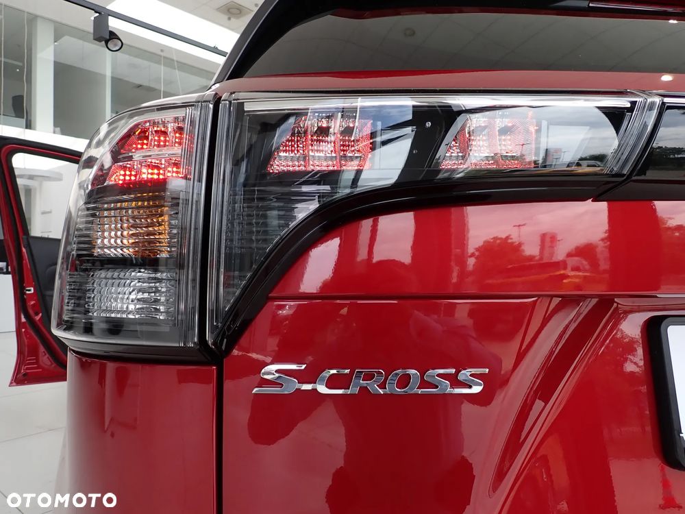 Suzuki S-Cross 1.4 BoosterJet mHEV Elegance SP 4WD - 9