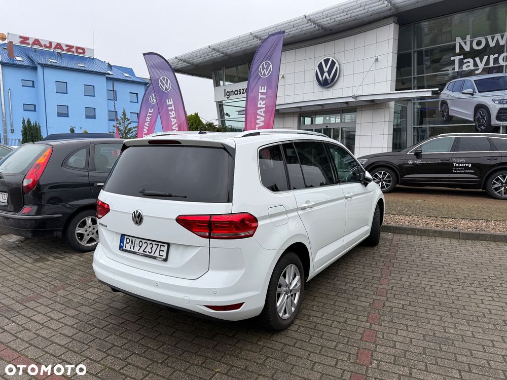 Volkswagen Touran - 7