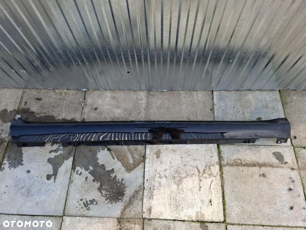 LISTWA PROGOWA NAKŁADKA PRAWA PORSCHE MACAN 95B 95b854884a PRÓG