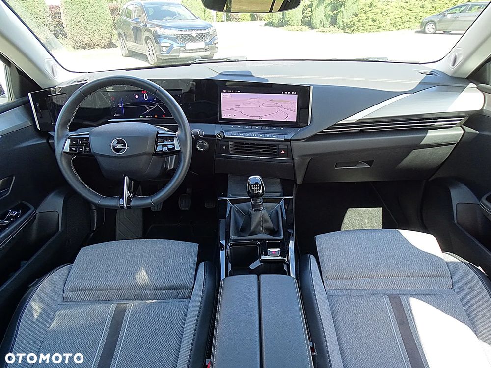 Opel Astra 1.2 Turbo GS - 7