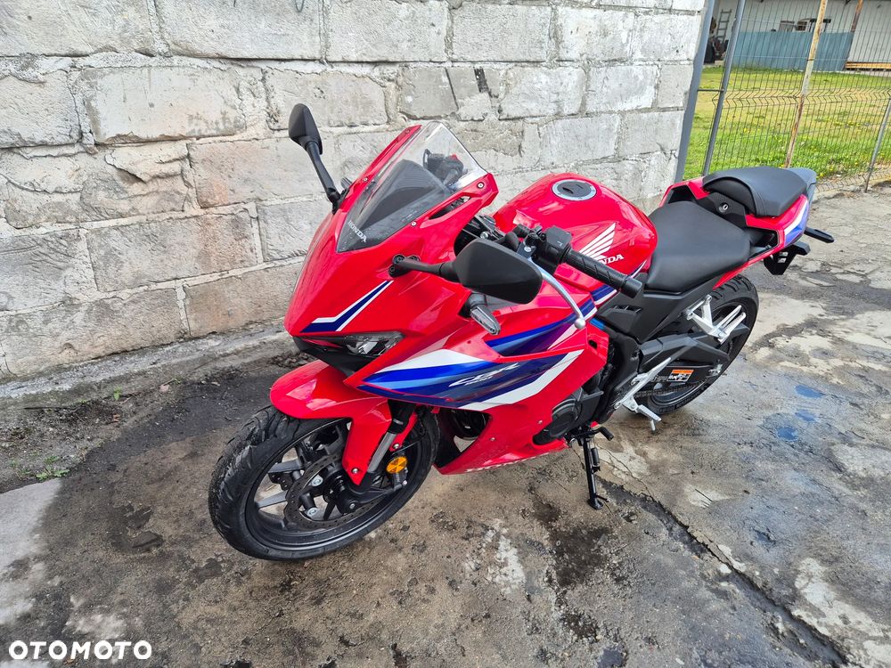 Honda CBR - 16