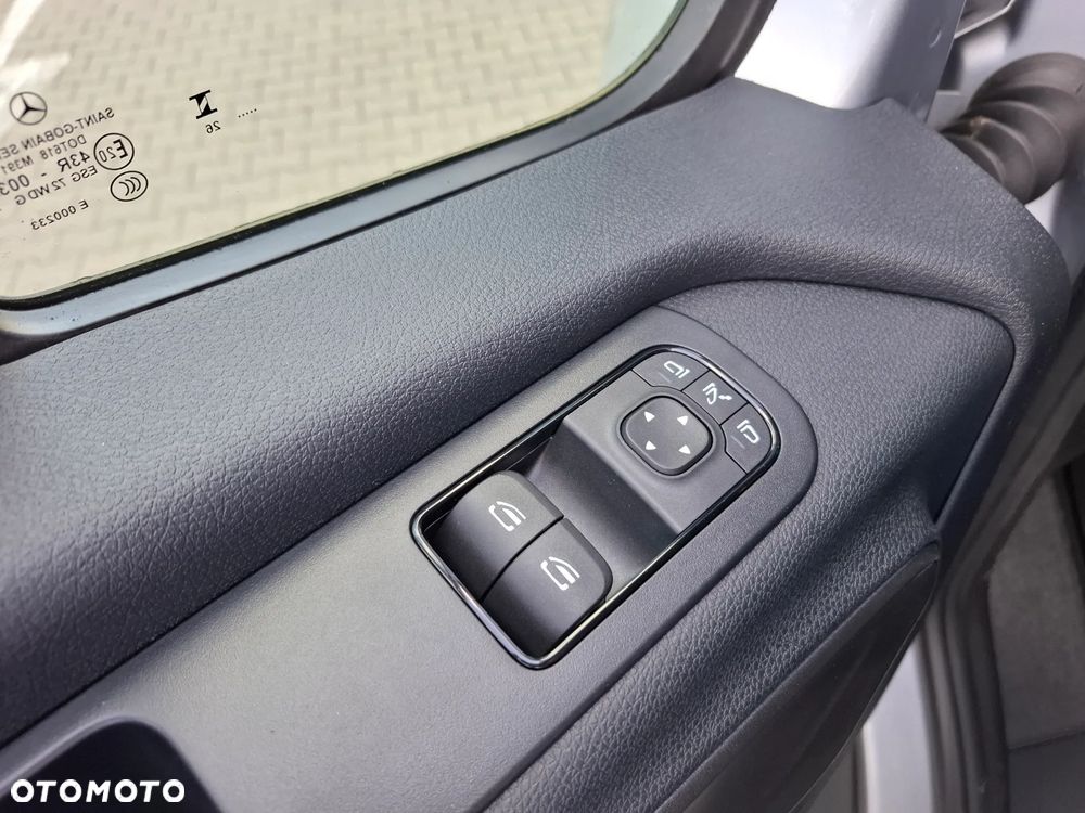 Mercedes-Benz Sprinter 317 CDI Furgon PRO długi 4325 mm L3H2 - 34