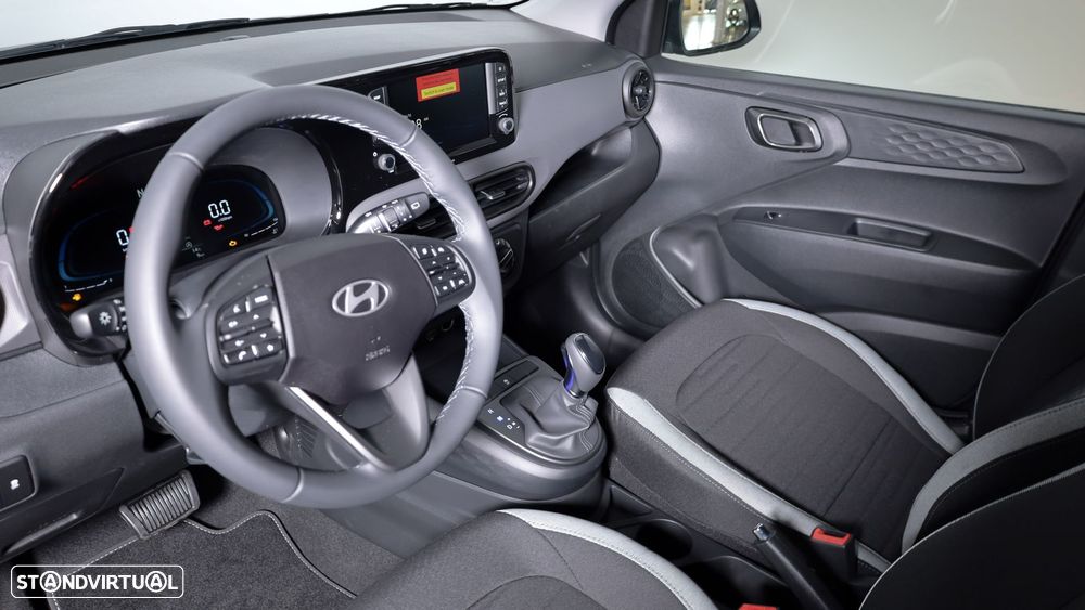 Hyundai i10 1.0 Comfort AMT - 12