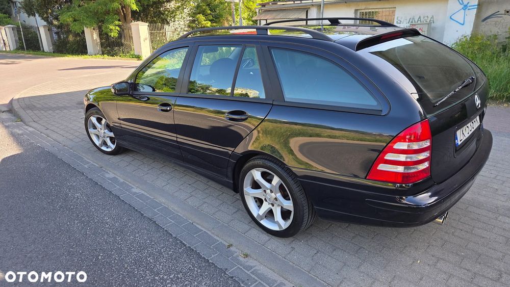 Mercedes-Benz Klasa C 180 Kompressor Avantgarde Sport Edition - 12
