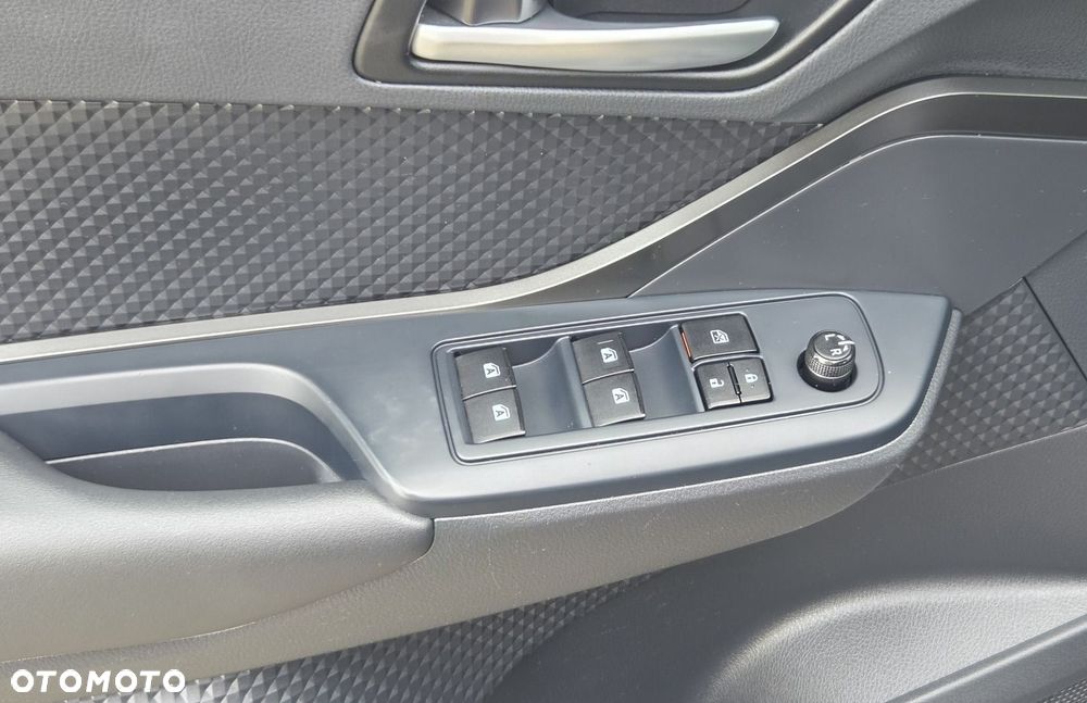 Toyota C-HR 1.2 T GPF Premium - 31