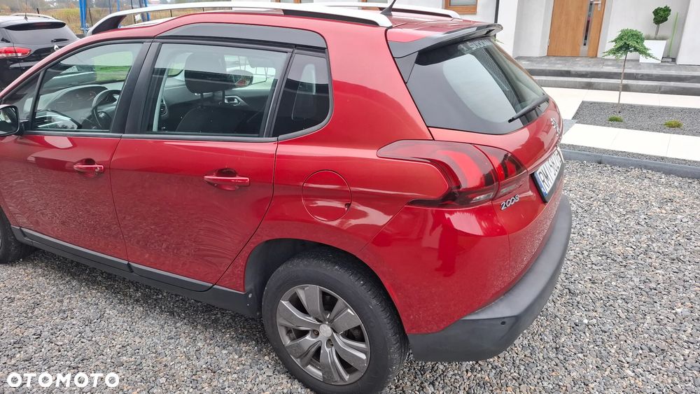 Peugeot 2008 - 8