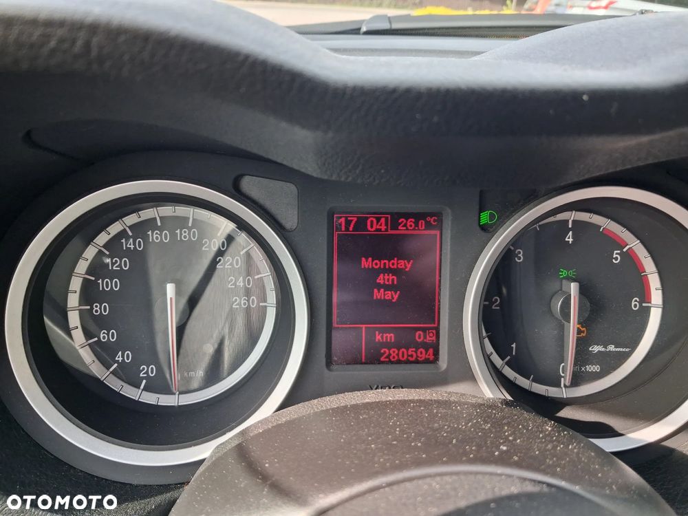 Alfa Romeo 159 1.9 JTDM 16V DPF - 10