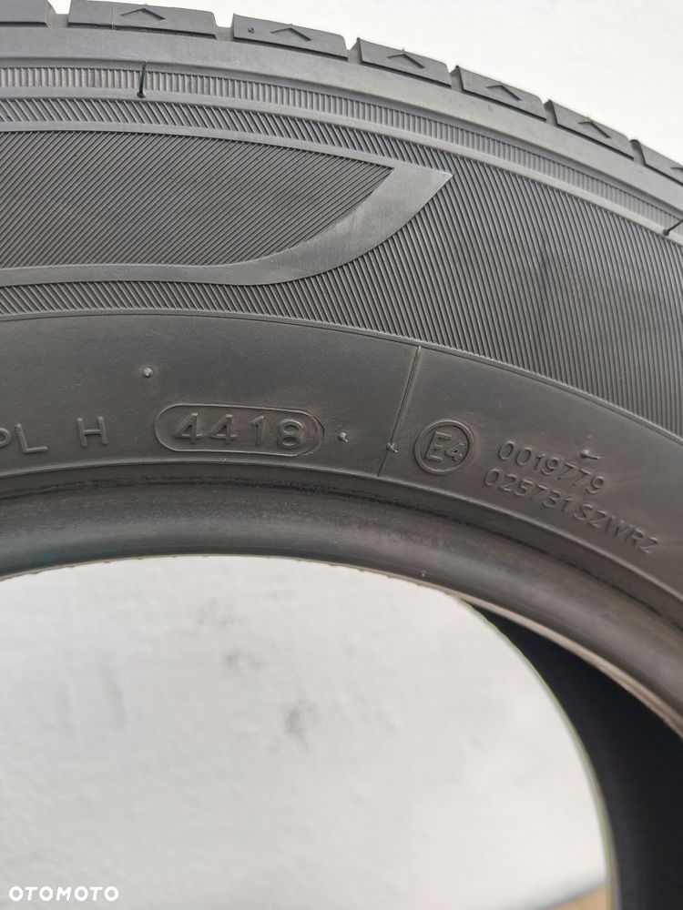 OPONY 205/65/16C 205/65R16 107/105T HANKOOK RADIAL RA28E - 11