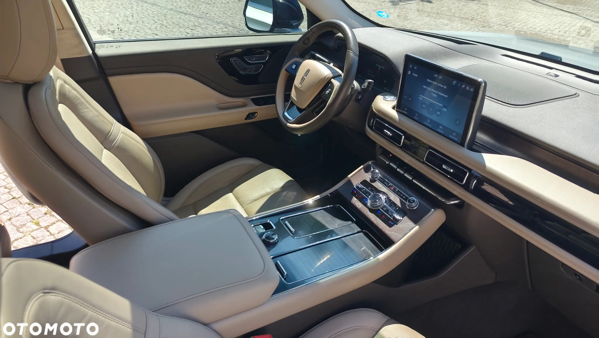 Lincoln Aviator - 29